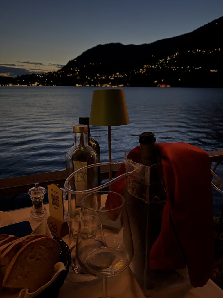 Restaurant in lake como  with lake view